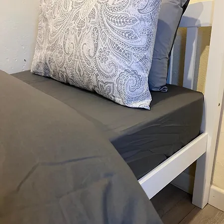 Killawalla Cottage, Westport. Holiday home *