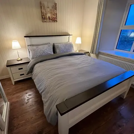 Killawalla Cottage, Westport. Holiday home